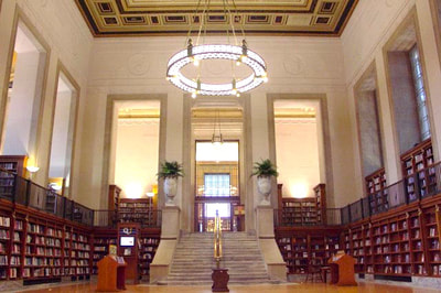 Picture of the Library's grand entry hall and staircase.